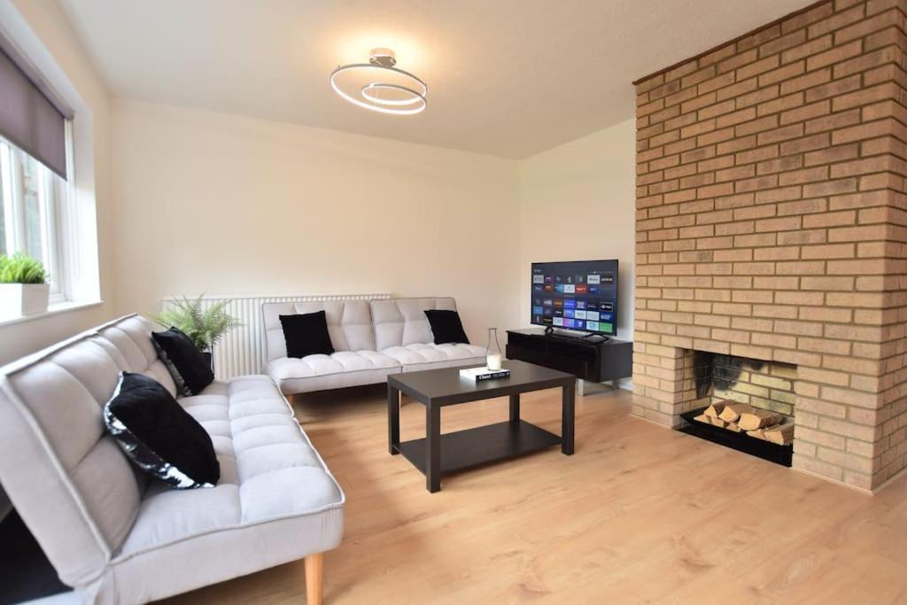 Luxury Central Oxford Detached Home 外观 照片